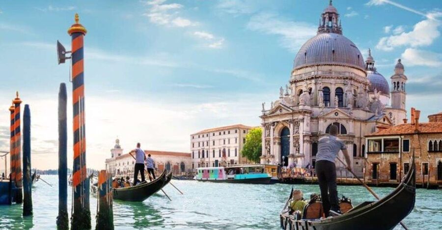 Venice: Dorsoduro Guided Walking Tour - Guides, languages, and the importance of a good match
