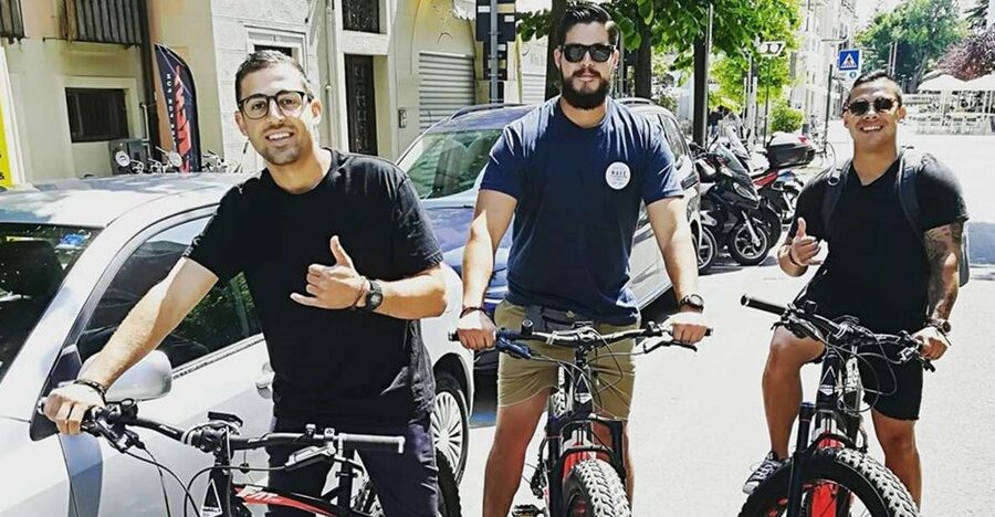 Venice E-bike Rental - Planning lunch and the return to Lido