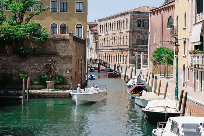 Venice: Explore Venice on Electric Boat - Starting at Fondamenta Ognisanti