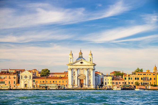 Venice Explorer Pass: Gondolas, Museums & Island Tours - The 20-minute gondola ride