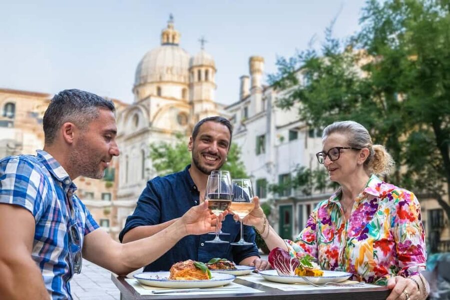 Venice Food Tasting Tour: Bites, Wine, Dinner & Local Guide - Key points to know before booking