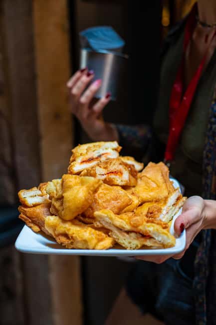 Venice: Food Tasting Tour with Cicchetti and Wine - The food: plentiful, seasonal, and varied