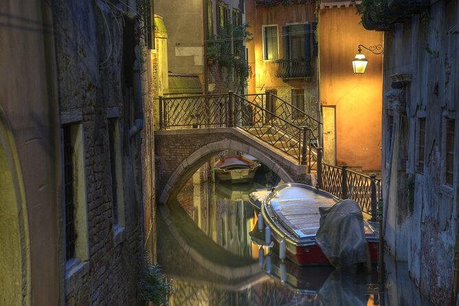 Venice Ghost Stories, Legends and Anecdotes Tour - Campo San Beneto and the butcher story