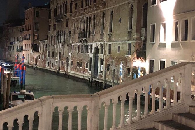 Venice: Ghosts and Legends Evening Private Walking Tour - Venice after sunset gives the tour its real character
