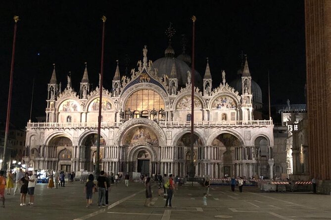 Venice: Ghosts and Legends Evening Private Walking Tour - Rialto Bridge, Venice’s first great evening landmark