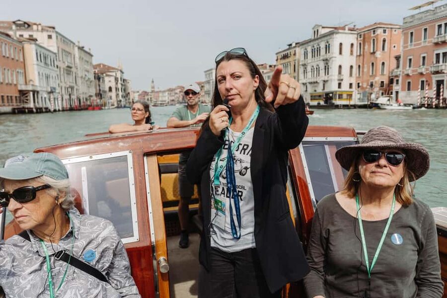 Venice: Grand Canal by Boat with Expert Guide - Meeting at Doge’s Palace and Piazza San Marco