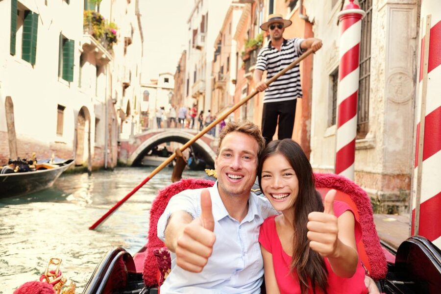 Venice: Grand Canal by Gondola with Live Commentary - Is $44.41 a fair price?
