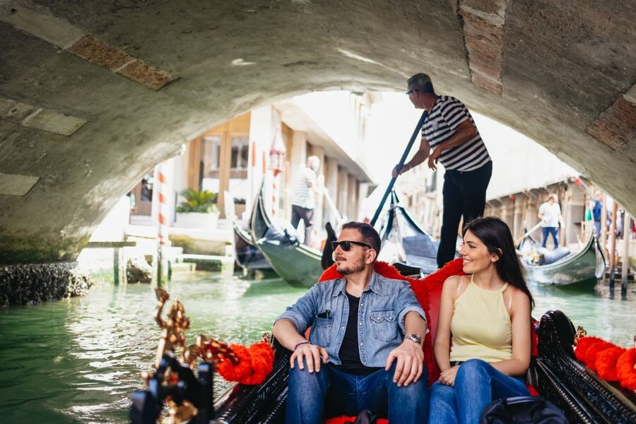 Venice: Grand Canal Gondola Ride with App Commentary - The quieter canals show a different Venice