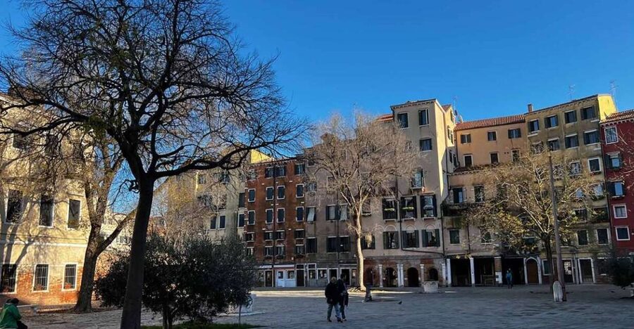 Venice: Guided Tour of the Jewish Ghetto and Synagogue Visit - Why Venice’s Jewish Ghetto deserves your time