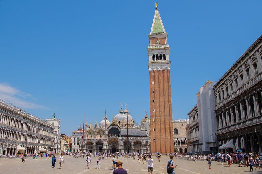 Venice: Guided Walking Tour with skip-the-line tickets - Campo Santa Maria Formosa and Campo Santi Giovanni e Paolo