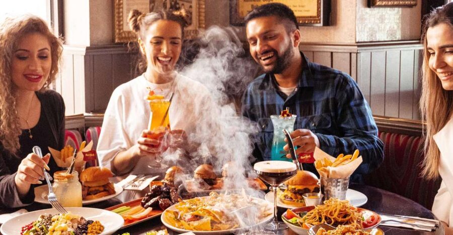 Venice: Hard Rock Cafe with Set Menu for Lunch or Dinner - Key points before you book