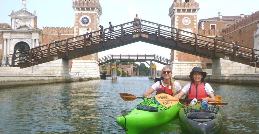 Venice: Hidden Canal Gems Kayak Tour with Certified Guide - Key points to know before you book