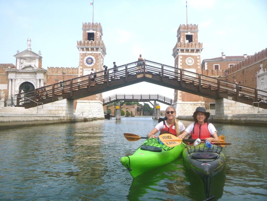 Venice: Hidden Canal Gems Kayak Tour with Certified Guide - The 10-minute safety briefing and kayak lesson