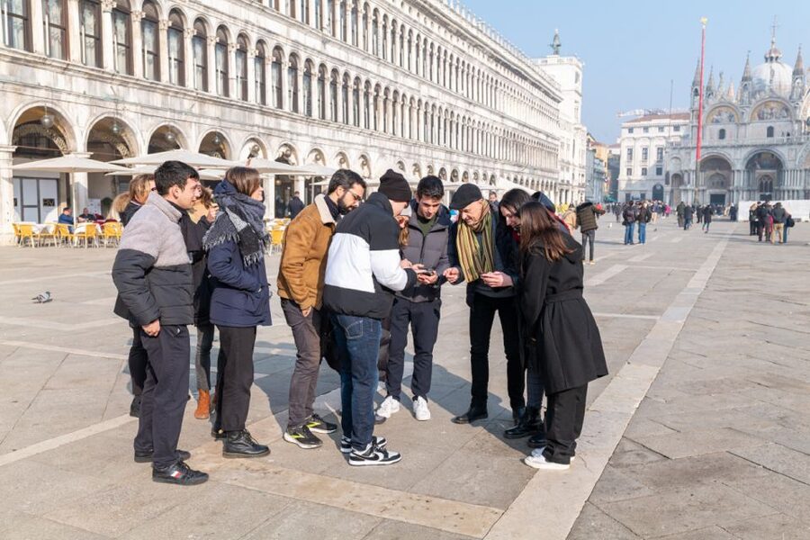 Venice: Hidden Spots Guided Photography Tour - Starting beside San Marco Square