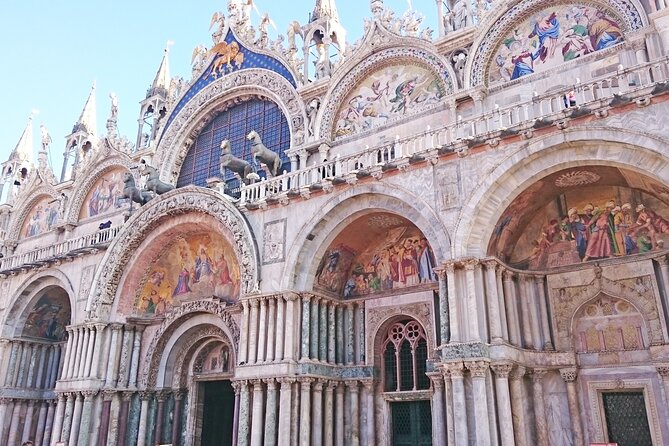 Venice highlights and hidden gems Small Group walking tour - Campo San Polo and the story of Venetian protection