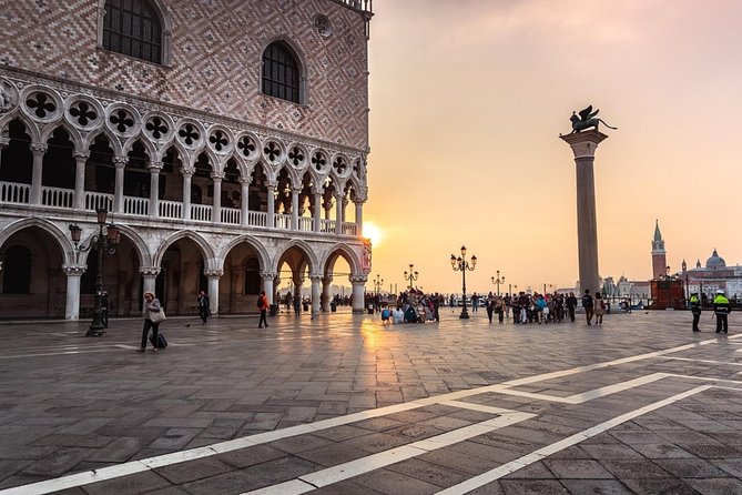 Venice in a Day: The Main Highlights of the City - Walking from St. Mark’s into Castello