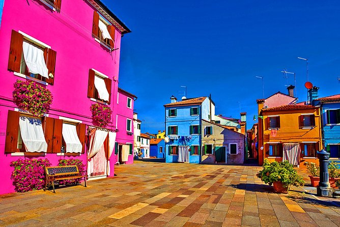 Venice Islands Cruise: Murano Glass, Rainbow Burano & Torcello - Who will enjoy this half-day outing
