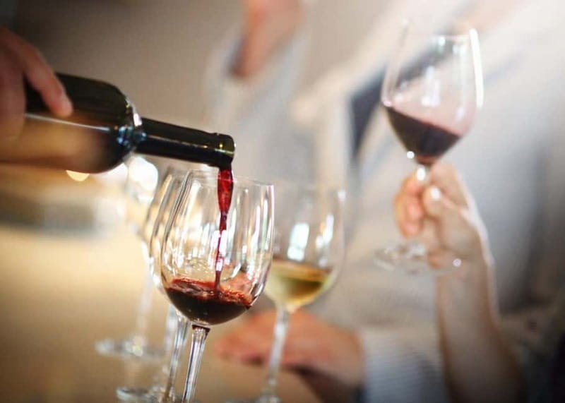 Venice: Italian Prosecco or Red Wine Tasting Expereince - The host makes the difference