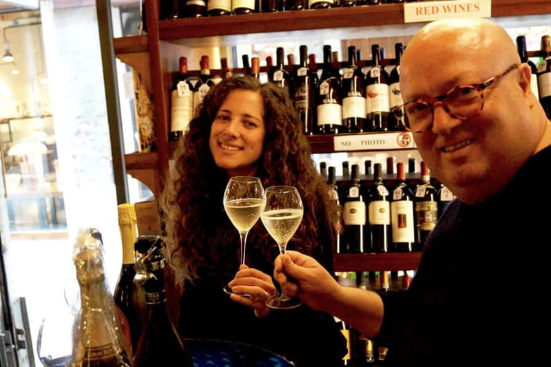 Venice: Italian Prosecco or Red Wine Tasting Expereince - What happens during the 40-minute tasting