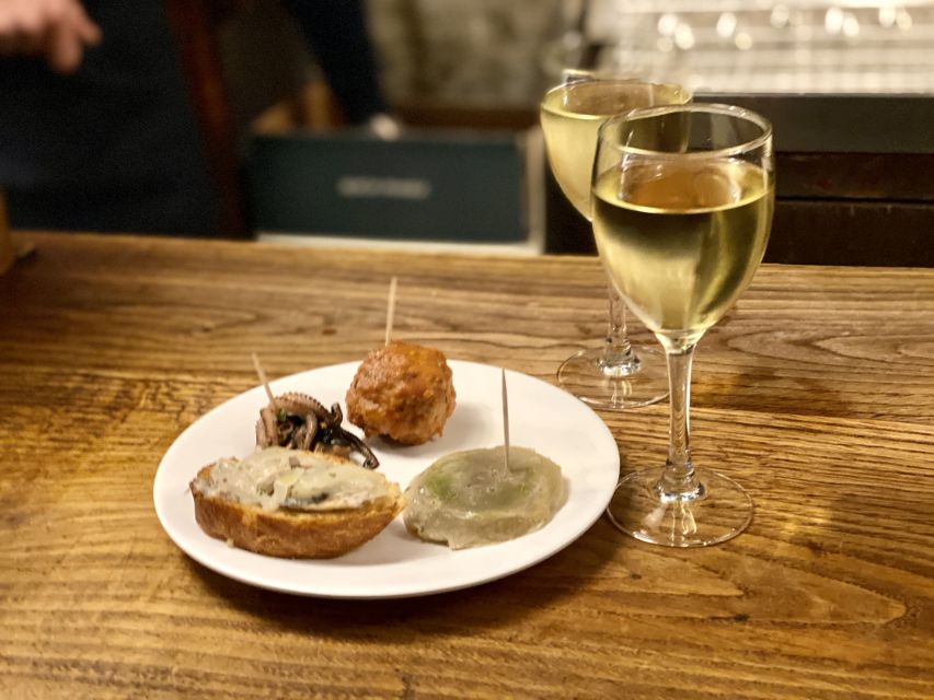 Venice: Jewish Ghetto and Cannaregio Food and Wine Tour - Starting at Gam Gam in the Jewish Ghetto