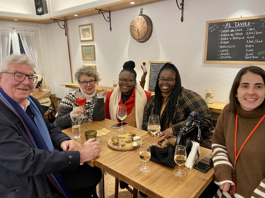 Venice: Jewish Ghetto and Cannaregio Food and Wine Tour - Fondamenta, churches, and canalside Venice
