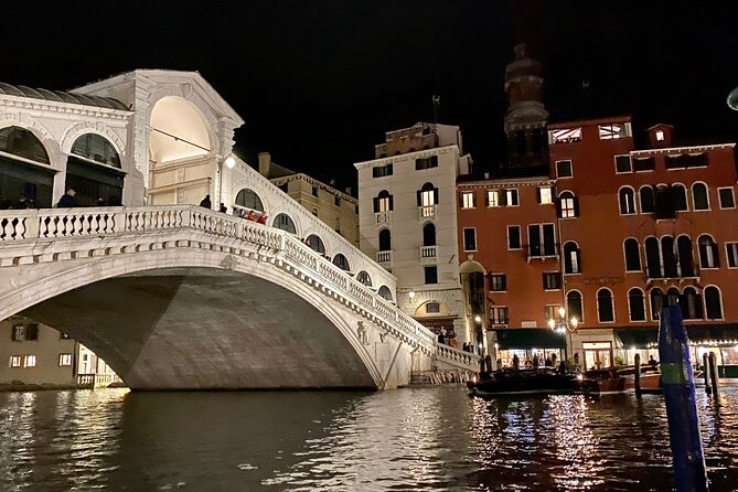 Venice Jewish Ghetto and Cannaregio Food, Wine, Sightseeing Tour - Starting at Gam Gam Goodies in the Jewish Ghetto