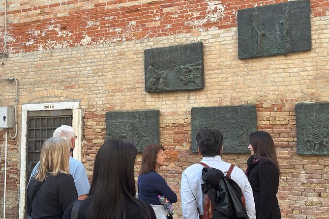 Venice Jewish Ghetto and Cannaregio Food, Wine, Sightseeing Tour - Gelato and the finish at Campo Santi Apostoli