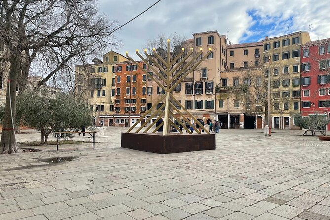 Venice: Jewish Ghetto Walking Tour with Synagogues Visit - What the $88.10 price really buys