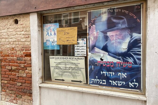 Venice: Jewish Ghetto Walking Tour with Synagogues Visit - Practical details that can make or break the morning