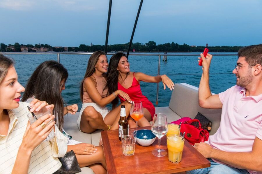 Venice: Lagoon Catamaran Cruise with Music and Drinks - Crossing toward Lido