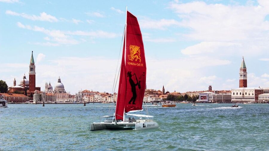 Venice: Lagoon Catamaran Cruise with Music and Drinks - Drinks, music, and the feel on board