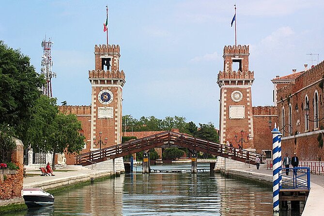 Venice Lagoon Private Boat Tour with Prosecco aperitif - Sant’Erasmo, Venice’s largest lagoon island