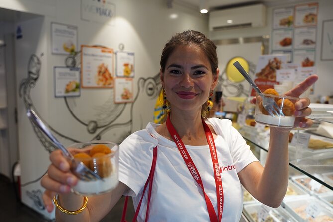 Venice Like a Local: Food, Wine & Spritz Tour with Traghetto Ride - What the first plates tell you about Venice