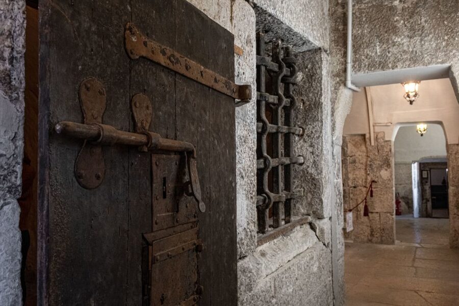 Venice: Lords of the Night Prison’s Palace Cells & Tortures - The torture room and punishment displays