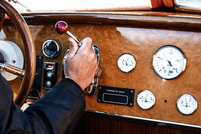 Venice Marco Polo Airport Private Arrival Transfer via Motorboat - Who will appreciate this transfer most