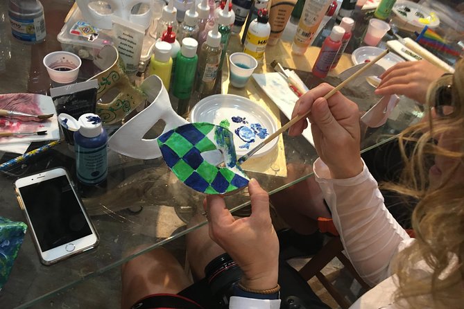 Venice Mask Workshop Class - Entering Sogno Veneziano Atelier