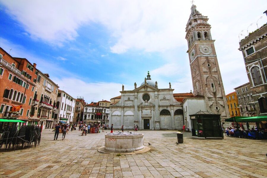 Venice: Morning Walking Tour - St. Mark’s Square from the outside