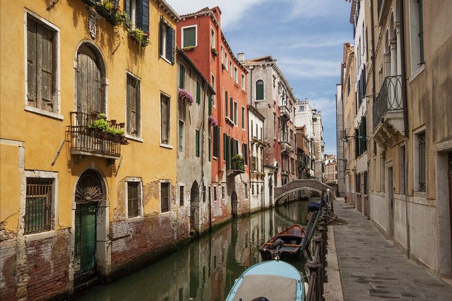 Venice: Morning Walking Tour - Campo Santa Maria Formosa and the Doges’ burial church