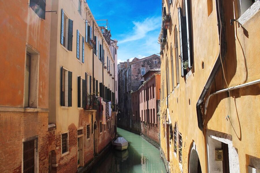 Venice: Morning Walking Tour - The Scuola Grande di San Marco and its charitable past