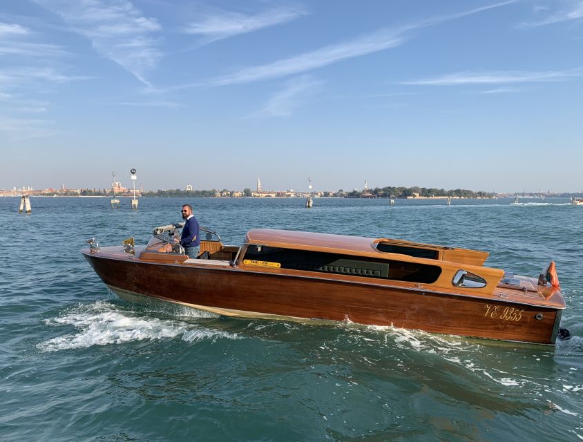 Venice: Murano and Burano Half-Day Boat Tour - Key points at a glance