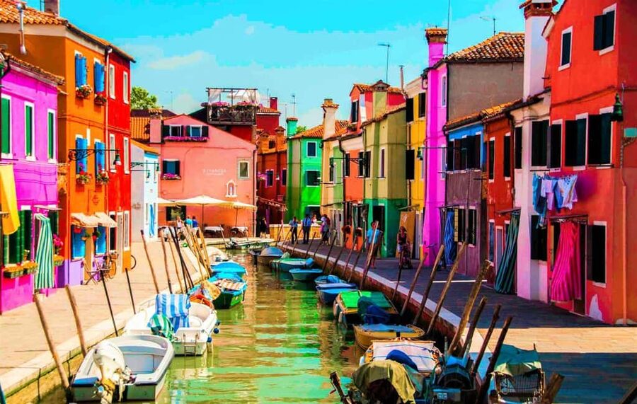 Venice: Murano and Burano Half-Day Lagoon Trip - The best way to use your limited island time