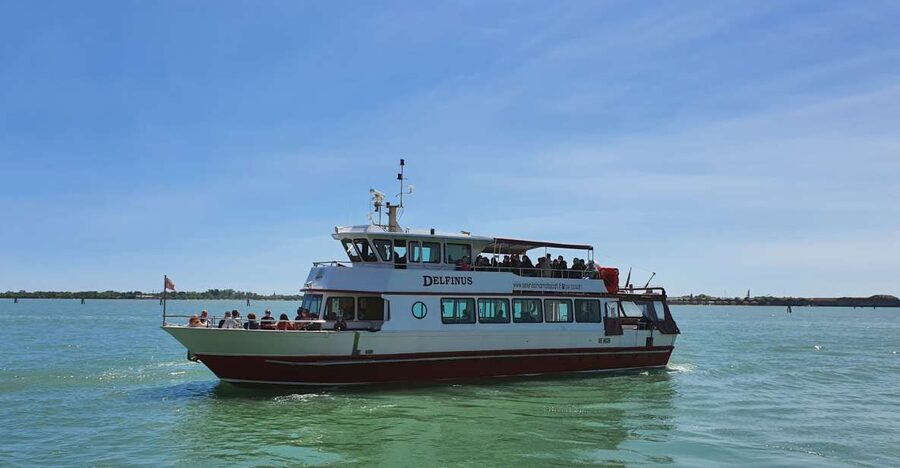 Venice: Murano & Burano Panoramic Boat Tour w/ Glassblowing - The boat ride across the Venetian Lagoon