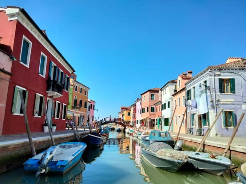 Venice: Murano & Burano Private Boat Tour with Hotel Pickup - Why the private boat changes the day