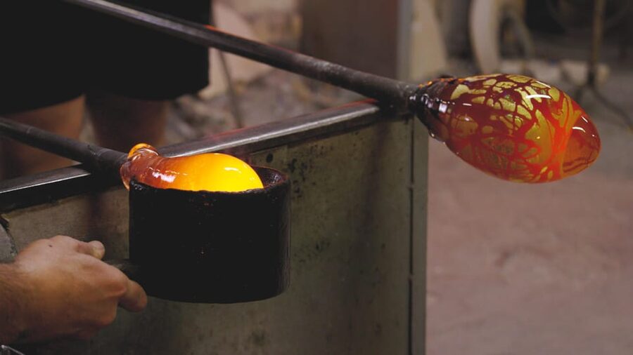 Venice: Murano Glass Factory Guided Tour with Prosecco - Guides, language, and the private-group format