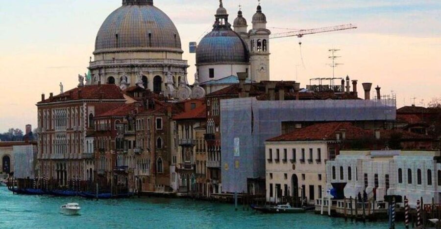 Venice: Must-See Attractions Walking Tour - Frari and the quieter side of San Polo