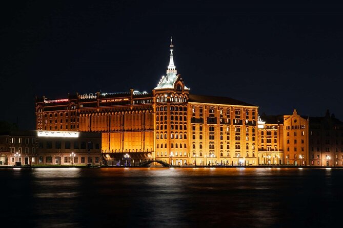 Venice Night Boat Tour from Zattere - Molino Stucky and the broad Giudecca Canal