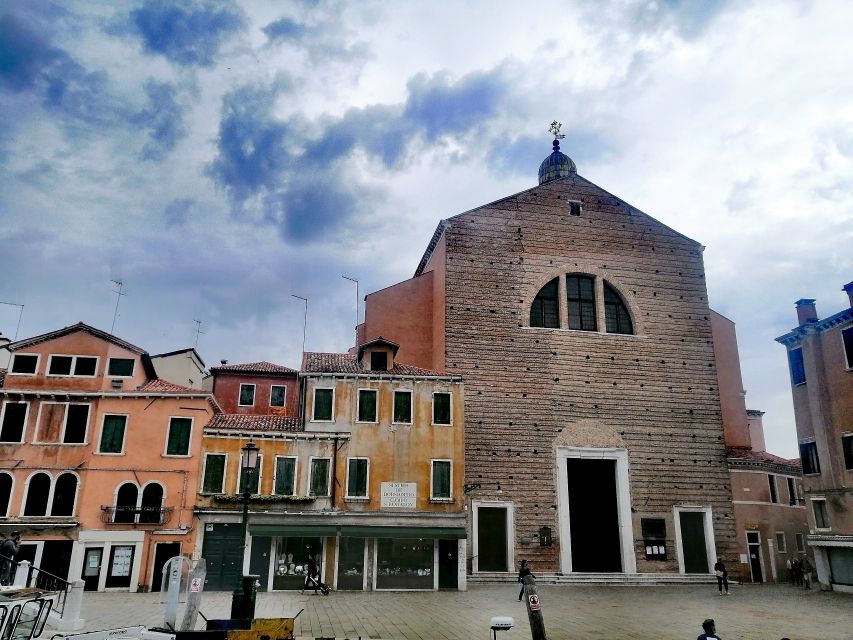 Venice: Off the Beaten Path Walking Tour - Starting in Dorsoduro, with Venice at a quieter pace