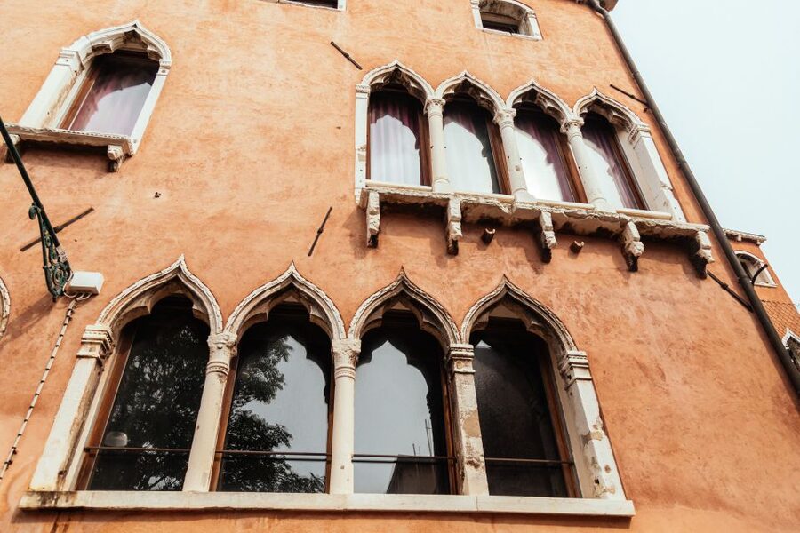 Venice: Off the Beaten Track Private City Tour - Street art, creative corners, and local character