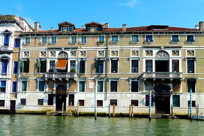 Venice Palazzo Mocenigo: History of Textile, Costume and Perfume - Is $18.52 a fair price?