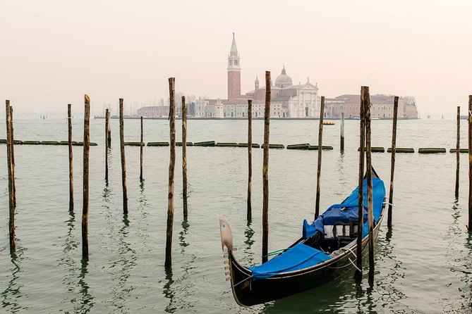 Venice Photography Masterclass - Private Photography Lesson - Ponte dell’Accademia and Venice beyond the postcard